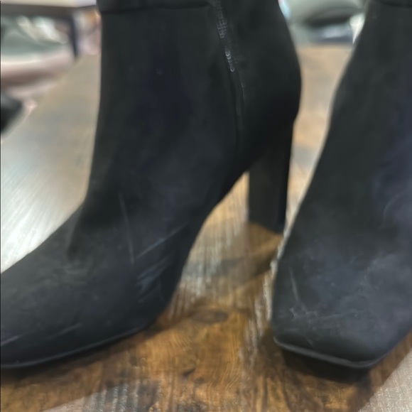 Elegant Black Suede Ankle Boots JustFab - Lilliana Heeled Bootie EUC - Picture 6 of 10